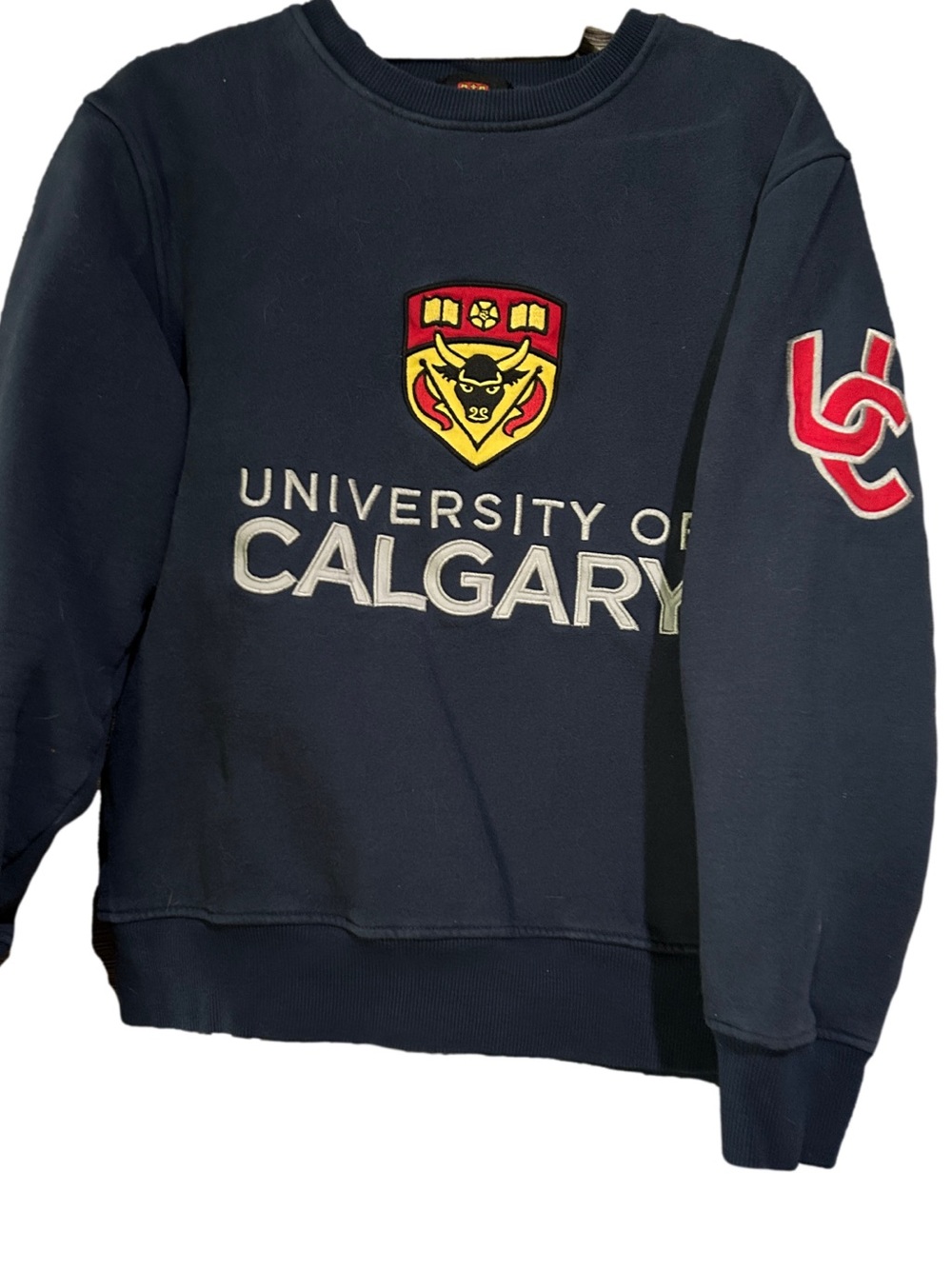 University of Calgary Navy Crewneck Sweatshirt Size M - Picture 3 of 5